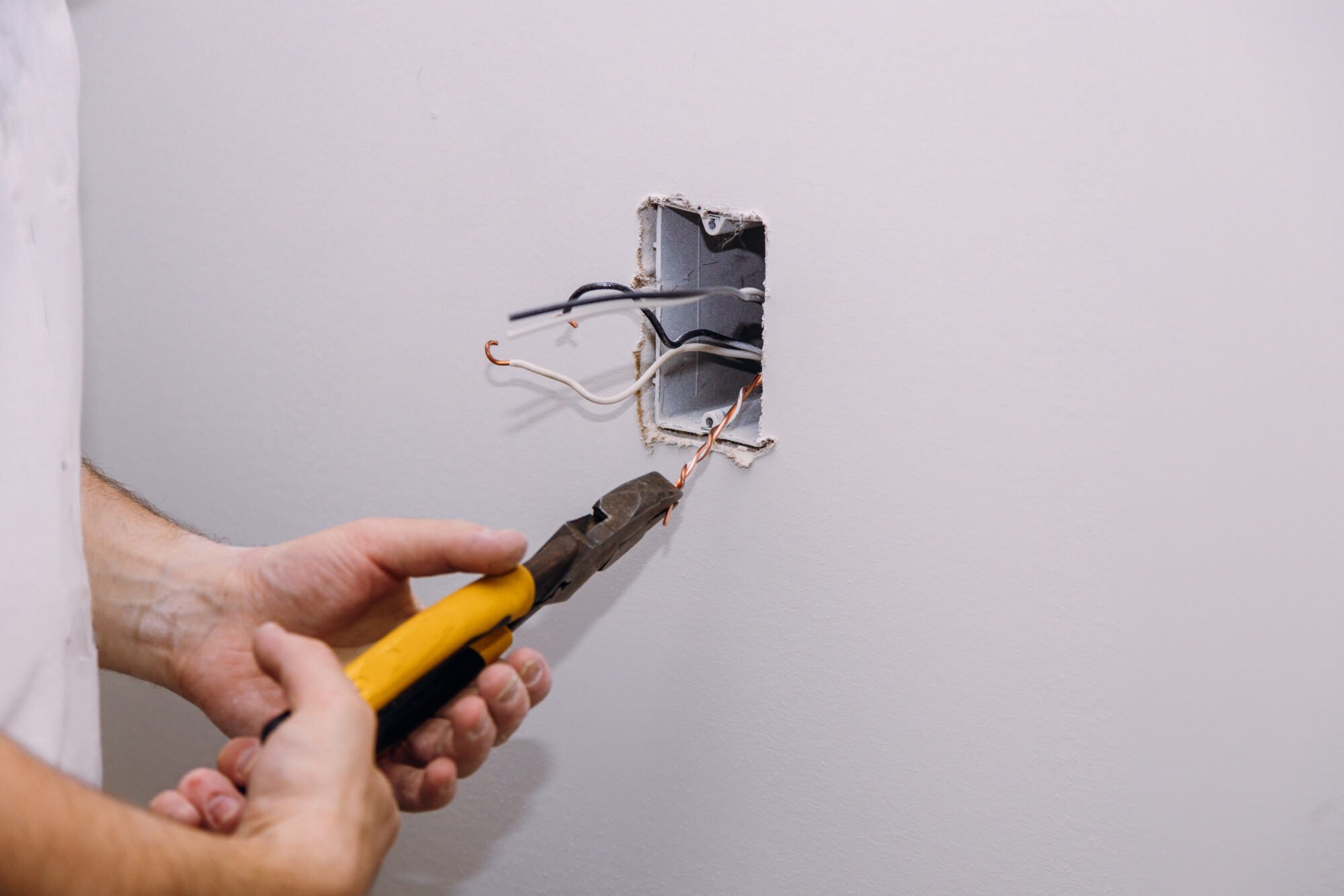 FULL ELECTRICIAN SERVICES IN CARY