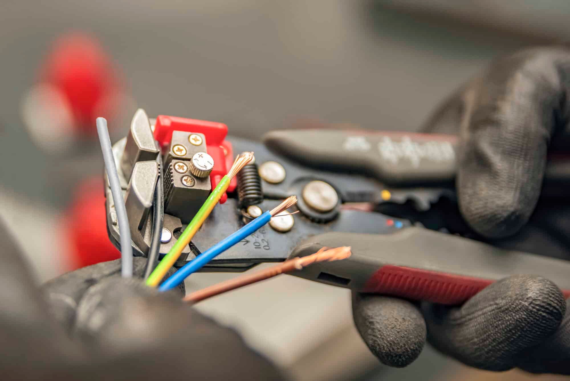 WHEN IS IT TIME TO UPDATE ELECTRICAL WIRING IN THE HOME?